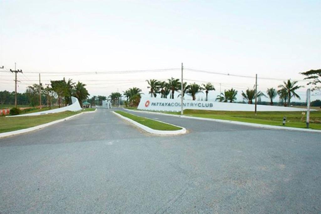 Pattaya Country Club & Resort Ban Pong  Buitenkant foto