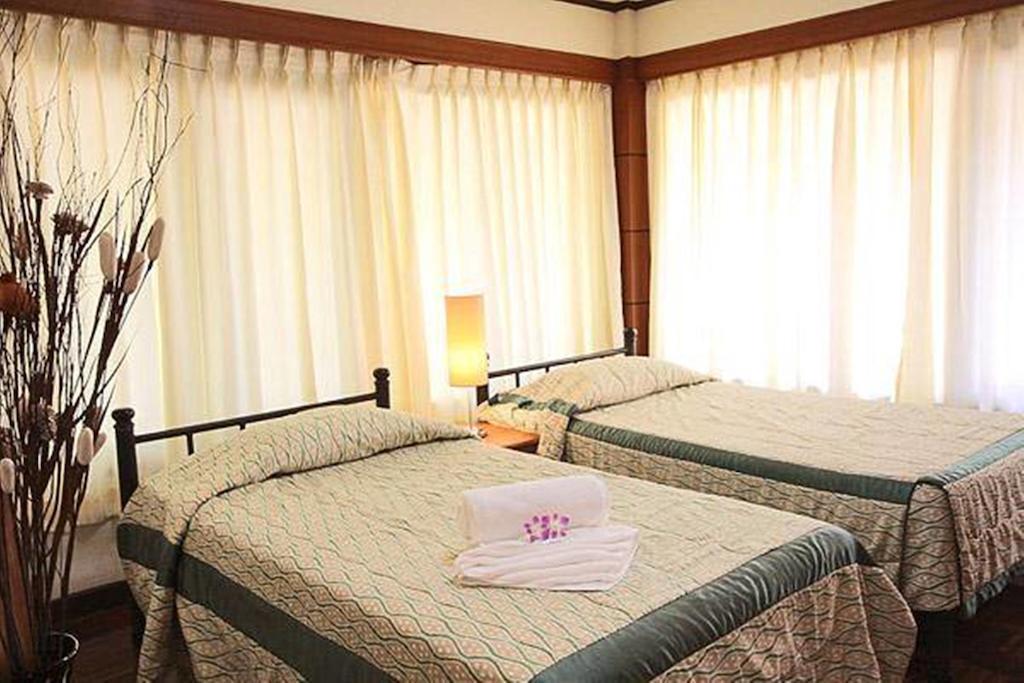 Pattaya Country Club & Resort Ban Pong  Buitenkant foto