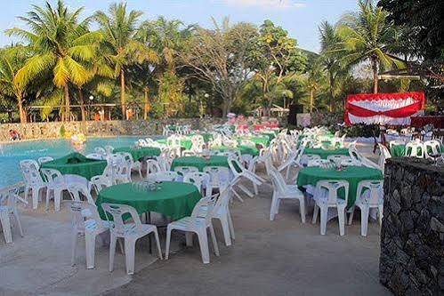 Pattaya Country Club & Resort Ban Pong  Buitenkant foto