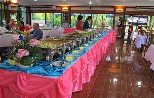 Pattaya Country Club & Resort Ban Pong  Buitenkant foto
